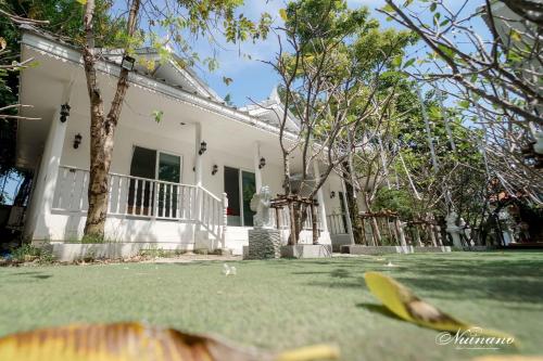 บานานาลีฟ เวดดิ้ง คาเฟ่ แอนด์ รีสอร์ท (Bananaleaf Wedding Cafe & Resort) in นครชัยศรี บานานาลีฟ เวดดิ้ง คาเฟ่ แอนด์ รีสอร์ท (Bananaleaf Wedding Cafe & Resort) in นครชัยศรี