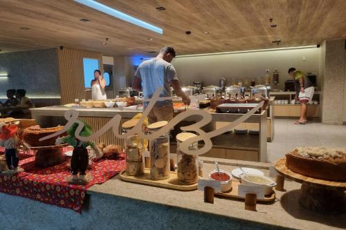 Restaurant, Ape na orla com vista pro mar e limpeza diaria in Cruz das Almas Restaurant, Ape na orla com vista pro mar e limpeza diaria in Cruz das Almas