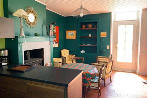 Gite cosy 4 pers en vallée de la Creuse (Gite cosy 4 pers en vallee de la Creuse) in Éguzon-Chantôme Gite cosy 4 pers en vallée de la Creuse (Gite cosy 4 pers en vallee de la Creuse) in Éguzon-Chantôme