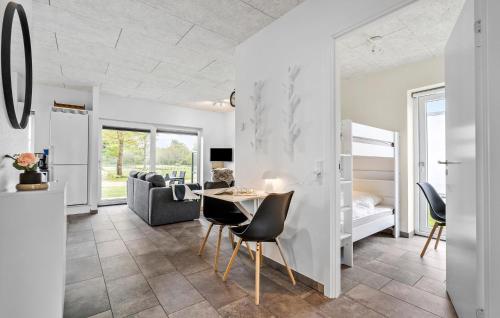 Exterior view, Lovely Home In Ringkøbing With Kitchen in Hee Exterior view, Lovely Home In Ringkøbing With Kitchen in Hee