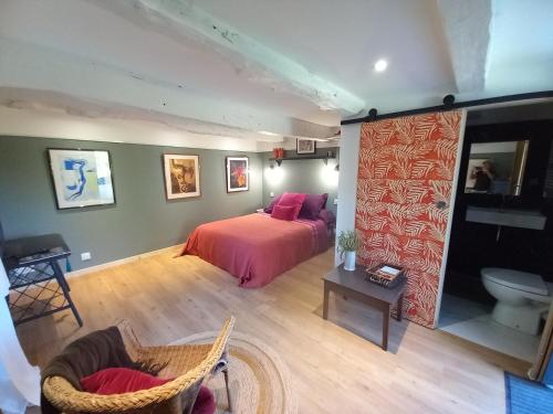 La maison au frêne (La maison au frene) in Lalbenque La maison au frêne (La maison au frene) in Lalbenque