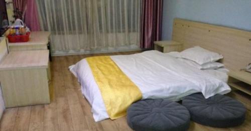 This photo about Yilv Fashion Hotel shared on HyHotel.com