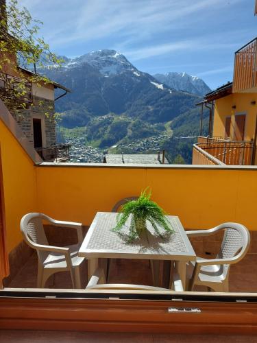 Erkély/terasz, La Terrazza Apartment in Chiesa In Valmalenco Erkély/terasz, La Terrazza Apartment in Chiesa In Valmalenco
