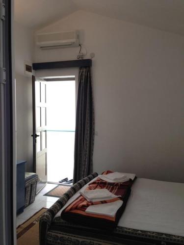 This photo about Apartments Villa Petrovac shared on HyHotel.com