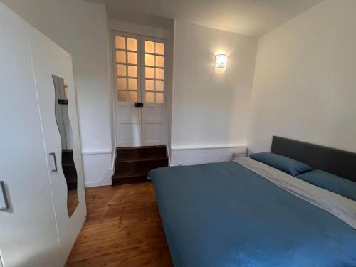 F2 proche La Défense Paris, parking gratuit sur place