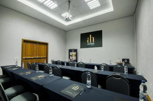 غرفة الاجتماعات/الاحتفالات, Acores Premium- 5 Minutos do Moinhos de Vento in Porto Alegre City Center غرفة الاجتماعات/الاحتفالات, Acores Premium- 5 Minutos do Moinhos de Vento in Porto Alegre City Center