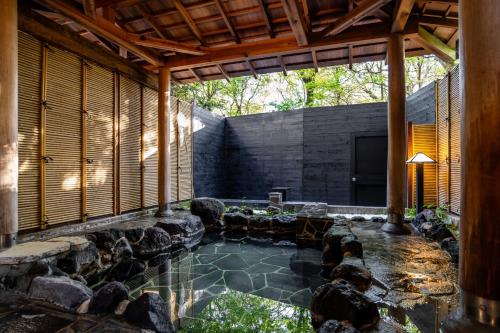 Hot spring bath, YuYu Hakone - Private Open Air Onsen Usage Guaranteed in Lake Ashi Hot spring bath, YuYu Hakone - Private Open Air Onsen Usage Guaranteed in Lake Ashi