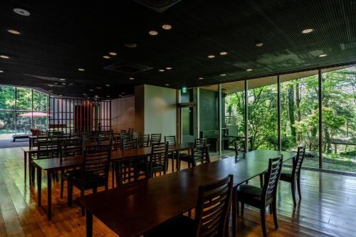 Sala de festes, YuYu Hakone - Private Open Air Onsen Usage Guaranteed in Hakone Sala de festes, YuYu Hakone - Private Open Air Onsen Usage Guaranteed in Hakone