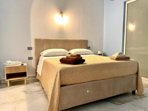 Carlo di Borbone Apartments - Napoli Chiaia