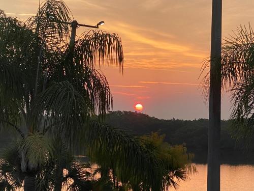 Perfect getaway with pool, hot tub and world class views in Ruskin (FL) Perfect getaway with pool, hot tub and world class views in Ruskin (FL)