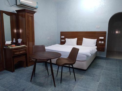 Hotel Ain Safnan Room&Flats فندق عين صفنان غرف&شقق in Manah Hotel Ain Safnan Room&Flats فندق عين صفنان غرف&شقق in Manah
