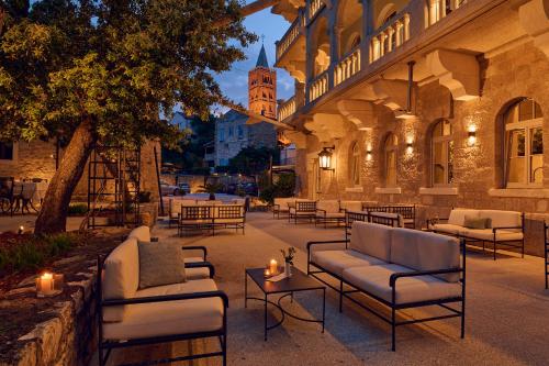 Pub/Lounge, Arbiana Heritage Hotel in Rab Pub/Lounge, Arbiana Heritage Hotel in Rab