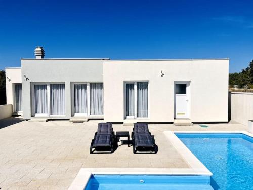 شرفة/ تراس, Villa Moderne MARIA-VIDA Piscine Medugorje 2km Mostar 22km in Citluk شرفة/ تراس, Villa Moderne MARIA-VIDA Piscine Medugorje 2km Mostar 22km in Citluk