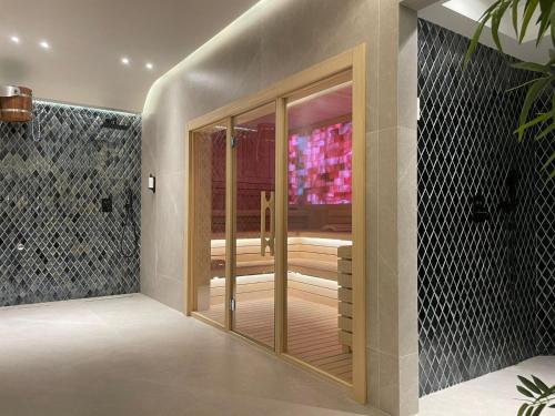 ซาวน่า, Katamare Hotel in บุดวา ซาวน่า, Katamare Hotel in บุดวา