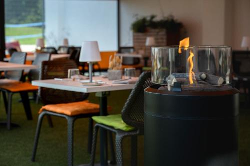 陽台/露台, 格洛肯斯匹茲運動及會議酒店 (Sport- & Seminarhotel Glockenspitze) in 阿爾騰克辛/韋斯特瓦爾德 陽台/露台, 格洛肯斯匹茲運動及會議酒店 (Sport- & Seminarhotel Glockenspitze) in 阿爾騰克辛/韋斯特瓦爾德