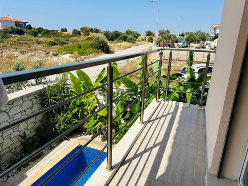 Balcony/terrace, Evalacati - Villa Harnup- Newly Renovated Villa in Cesme Balcony/terrace, Evalacati - Villa Harnup- Newly Renovated Villa in Cesme