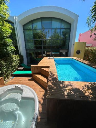 อ่างแช่น้ำร้อน, Arrabida Resort in กิงตา โด อังโช อ่างแช่น้ำร้อน, Arrabida Resort in กิงตา โด อังโช