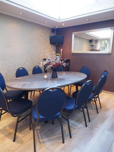 Конферентни зали/банкетни зали, Hotel 't Anker in Лееуварден Конферентни зали/банкетни зали, Hotel 't Anker in Лееуварден