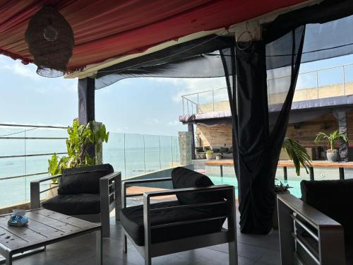 Terraza/balcón, Mai Hotel in Conakry Terraza/balcón, Mai Hotel in Conakry