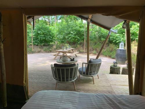 Veluwse Safari Lodge tent in เอสโชเทอร์ เฟลด์ Veluwse Safari Lodge tent in เอสโชเทอร์ เฟลด์