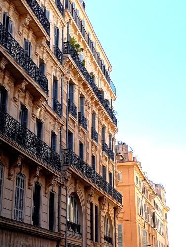 Chez l'habitant, propose Grande chambre Vieux port Marseille