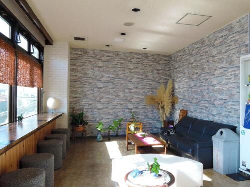 Lobi, Ichifukuso in Tara Lobi, Ichifukuso in Tara