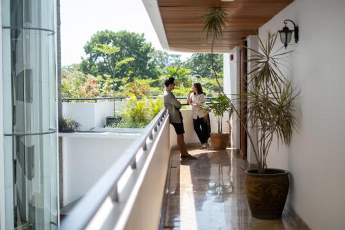 balkon/terras, House - Sangkuriang Dago near Bandung Institute of Technology balkon/terras, House - Sangkuriang Dago near Bandung Institute of Technology