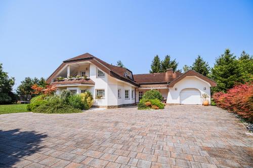 Градина, Holiday Home Slavc with 4 Bedrooms in Брежице Градина, Holiday Home Slavc with 4 Bedrooms in Брежице