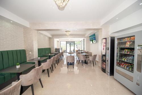 Ruang bersama/area TV, Villa Dana in Bar Ruang bersama/area TV, Villa Dana in Bar