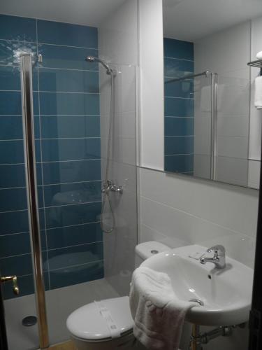 Fürdőszoba, Hostal Albacar in Telde Fürdőszoba, Hostal Albacar in Telde