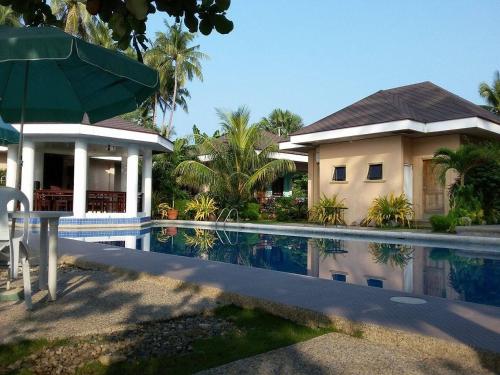 منتجع شاطئ أوكوي (Ucoy Beach Resort) in Libertad (Antique) منتجع شاطئ أوكوي (Ucoy Beach Resort) in Libertad (Antique)