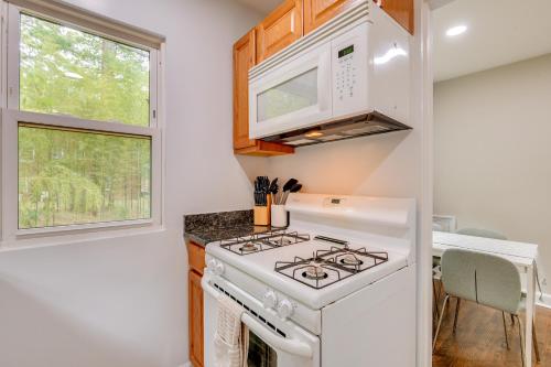 Takoma Park Apartment Trail Access, 8 Mi to DC! in Takoma Park Takoma Park Apartment Trail Access, 8 Mi to DC! in Takoma Park