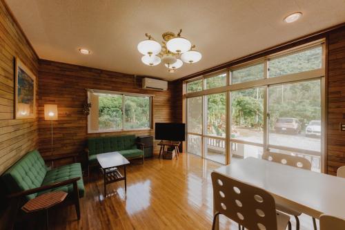 Shared lounge/TV area, okinawa sup guide in Kunigami Shared lounge/TV area, okinawa sup guide in Kunigami