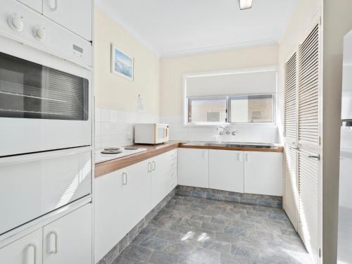 10m² 2 spavaća soba, 2 privatna kupaonica Apartman u Miami
(Steps from the beach! Miami Beach 2bed Apartment!) in Miami 10m² 2 spavaća soba, 2 privatna kupaonica Apartman u Miami
(Steps from the beach! Miami Beach 2bed Apartment!) in Miami