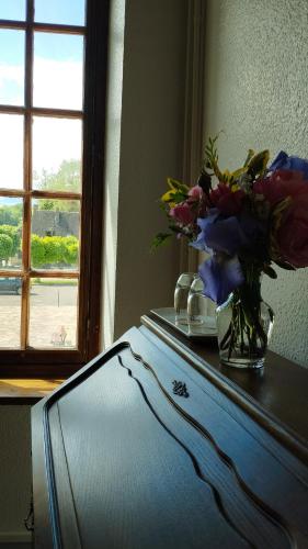 Kilátás, Le Champcevrais in Bleneau Kilátás, Le Champcevrais in Bleneau