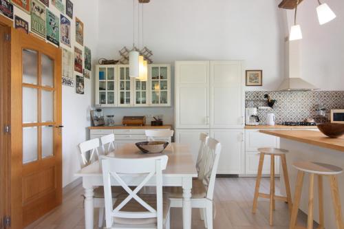 Casa da Eira - Quinta do Mestre in อัลเดยา ตูริสติกา ดาส โอลิเวราส Casa da Eira - Quinta do Mestre in อัลเดยา ตูริสติกา ดาส โอลิเวราส