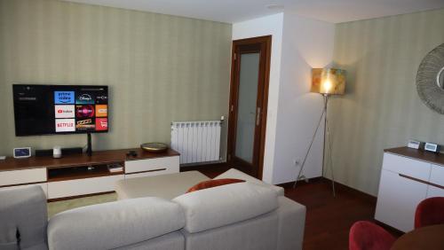 Pool and sea view accommodation 50 m sea in Ovar Pool and sea view accommodation 50 m sea in Ovar