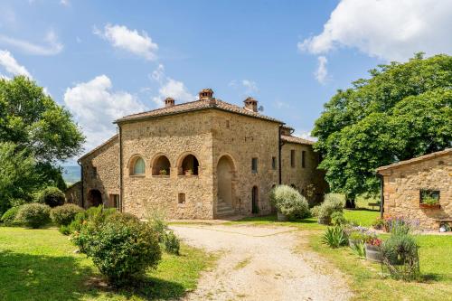 Charming Apartment With Pool In Radicondoli