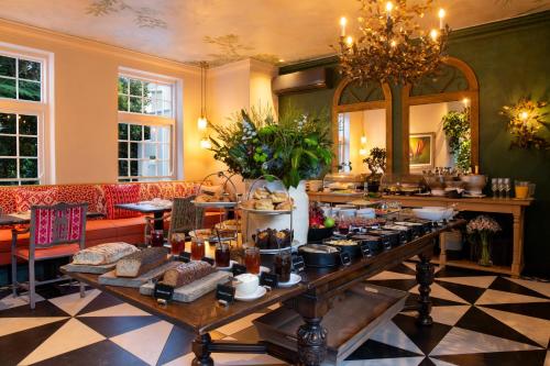 อาหารและเครื่องดื่ม, The Cellars Hohenort Hotel near สวนพฤกศาสตร์แห่งชาติคีร์สเตนบอสช์ อาหารและเครื่องดื่ม, The Cellars Hohenort Hotel near สวนพฤกศาสตร์แห่งชาติคีร์สเตนบอสช์