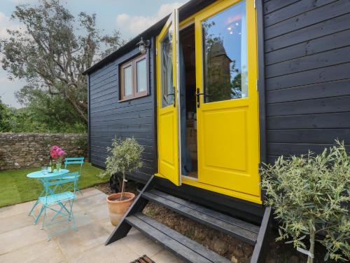 Exterior view, Tower Hut in Ryde East Exterior view, Tower Hut in Ryde East