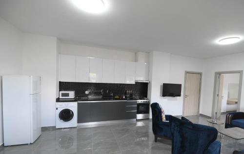 Kitchen, Chouf View Residence in Shouf Kitchen, Chouf View Residence in Shouf