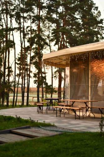 ห้องอาหาร, Парк природи Беремицьке та Парк-готель Лісове Озеро in บอร์ตนิชิ ห้องอาหาร, Парк природи Беремицьке та Парк-готель Лісове Озеро in บอร์ตนิชิ