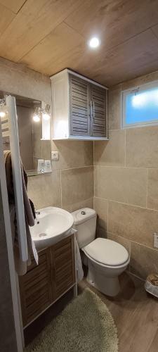 Badkamer, L'Establoun in Valensole Badkamer, L'Establoun in Valensole