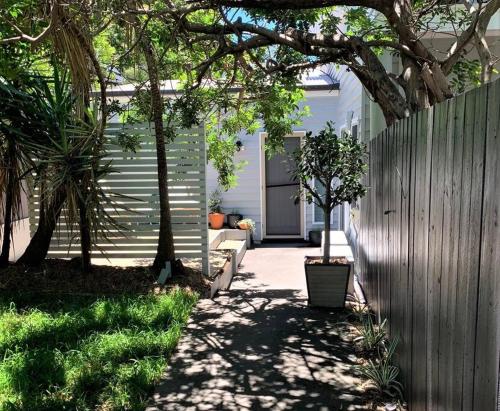 Large and stylish Townhouse in chic area in Windsor Large and stylish Townhouse in chic area in Windsor