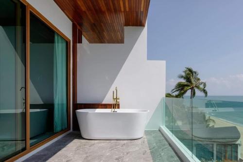 Balkon/teras, Hotel Villa Aokhanom Beachfront in Khanom Balkon/teras, Hotel Villa Aokhanom Beachfront in Khanom