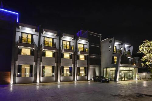 Exterior view, M Hotel in Caotun Township Exterior view, M Hotel in Caotun Township