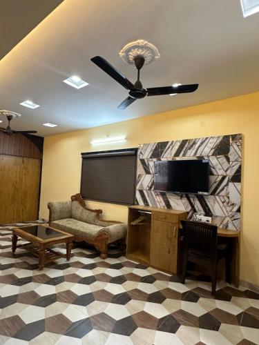 Hotel Ratan in Daltonganj Hotel Ratan in Daltonganj