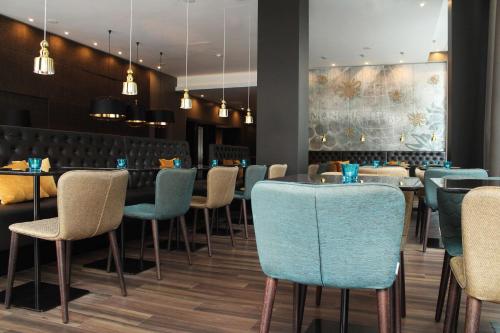 Pub/lounge, Motel One Manchester-Piccadilly in Manchester Pub/lounge, Motel One Manchester-Piccadilly in Manchester