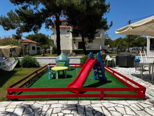 Parque infantil, Hotel Proteas in Tasos Parque infantil, Hotel Proteas in Tasos