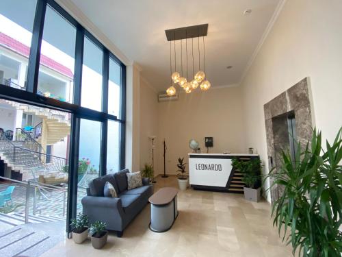 Hotel Leonardo in โคบูเลทติ Hotel Leonardo in โคบูเลทติ